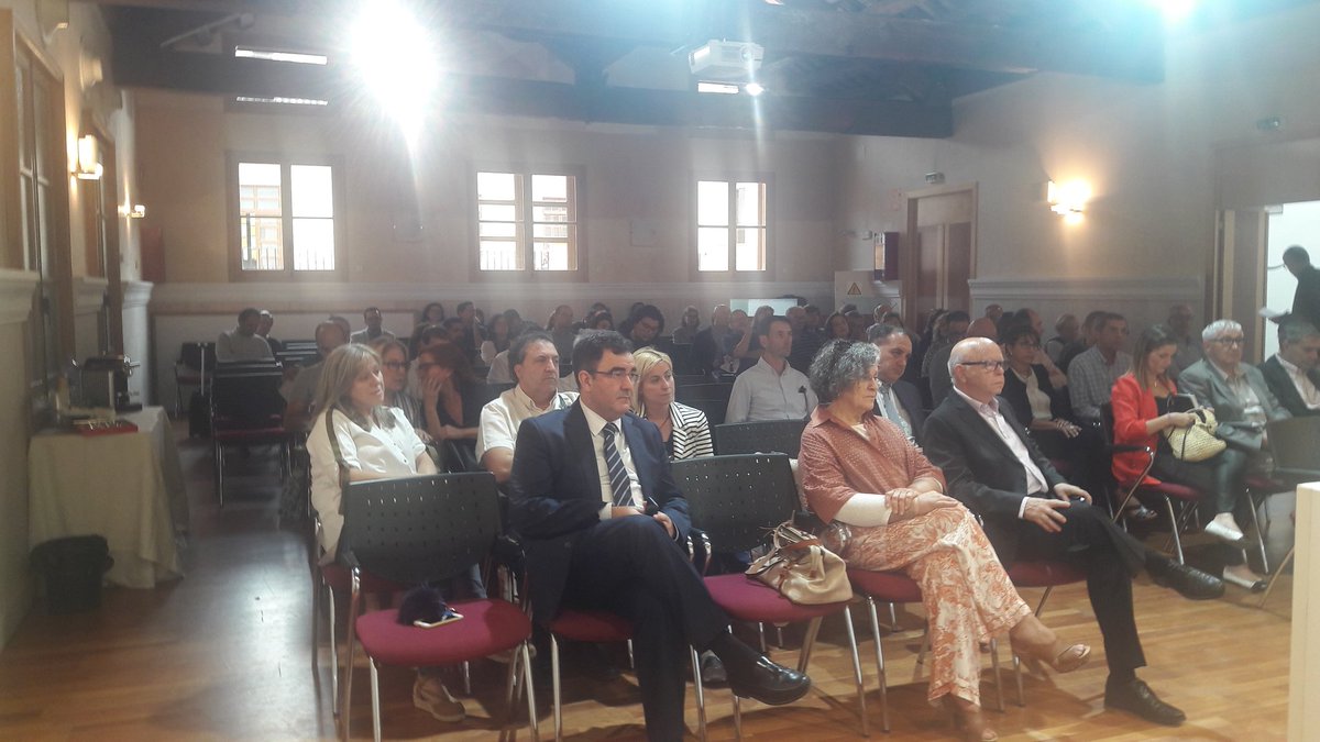 Intervención de <a href="/albertovillaahi/">Alberto Villanueva</a> presidente de FECEVAL, esta tarde en la Asamblea General ordinaria celebrada en el salón de actos del colegio @GranAsociacion, "Tenemos que seguir trabajando para conseguir que la escuela concertada cuente y sea una realidad la dualidad de redes".