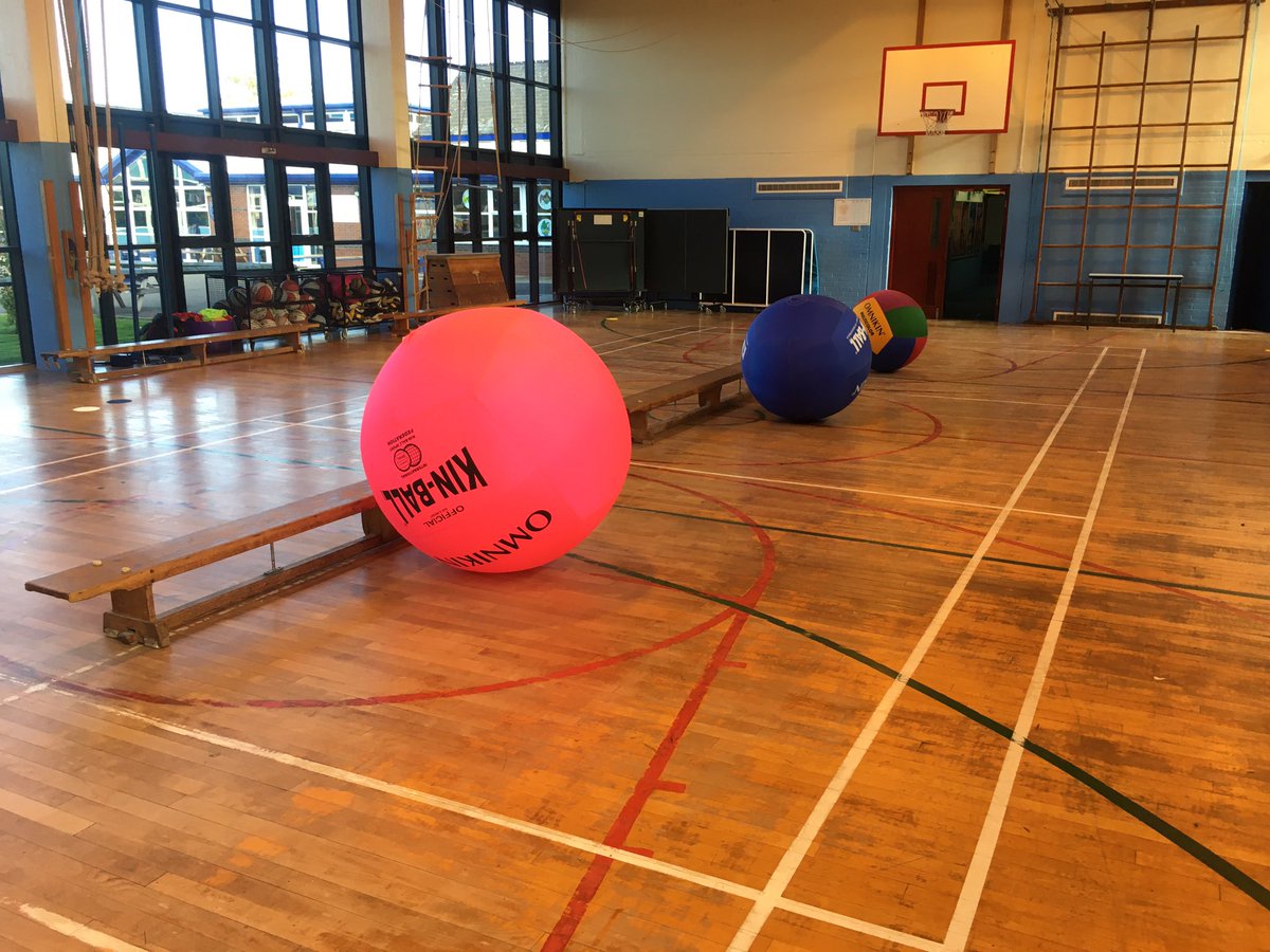 Me: setting up year 9 girl kinball/volleyball lesson

Also me: don’t kick it, don’t kick it, don’t kick it!

Your guess what happened next 
😂