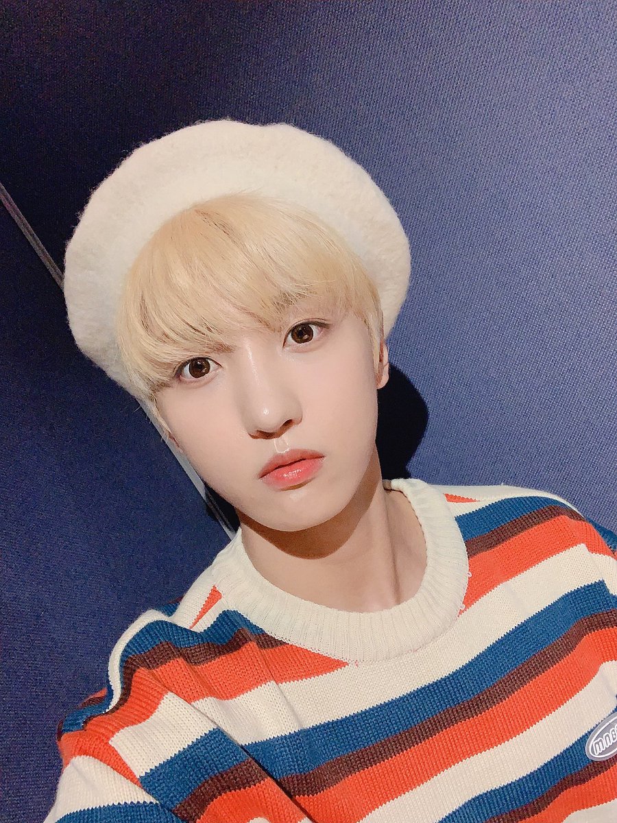 UP10TION's tweet photo. 💛1500💛

#업텐션 #선율 #UP10TION #SUNYOUL
#허니텐_고마워 #허니텐_덕분이야 https://t.co/CVCkQUOLyJ