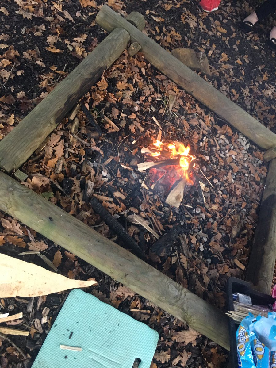 StarTSHubs's tweet image. Team building exercises, a campfire and s’mores - our Blackburn with Darwen #earlycareerteachers have had a fun start to their @Star_Inst and @teachblackburn #ECTprogramme - thanks to @stcuthsdarwen for their hospitality! #WeAreStar #BlackburnTEAM #ECTs