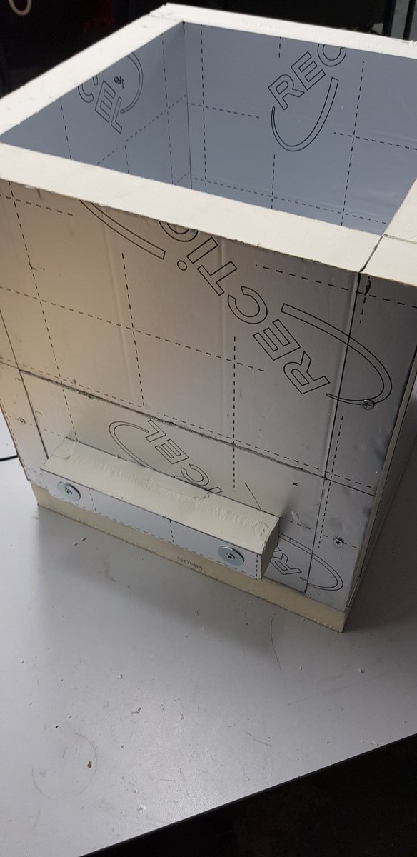 The new slime mould incubator starts to take shape! #slimemould #diybio #hackspace #bristolhackspace