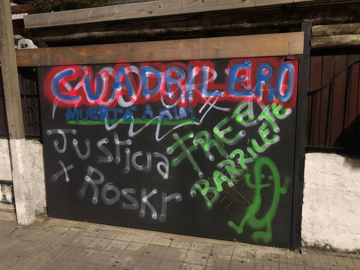 labandadelchori's tweet image. El pueblo se expresa en los muros

#choriomuerte #youwillneverchorialone #chorirevolución