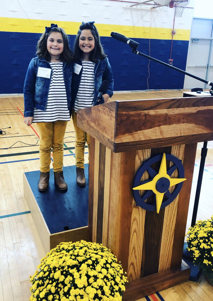 TLangkos's tweet photo. Thanks @FoundationSAS and @MrsWSCHS for an Inspiring afternoon....Thanks to @SeanESkelly for the invite.....and #GoHornets #Redglassesmvmt #GoSamAndOlivia #RoboticsIsCool ๐ #SasCompass #SupportTeachers https://t.co/zqPH1C5oLX