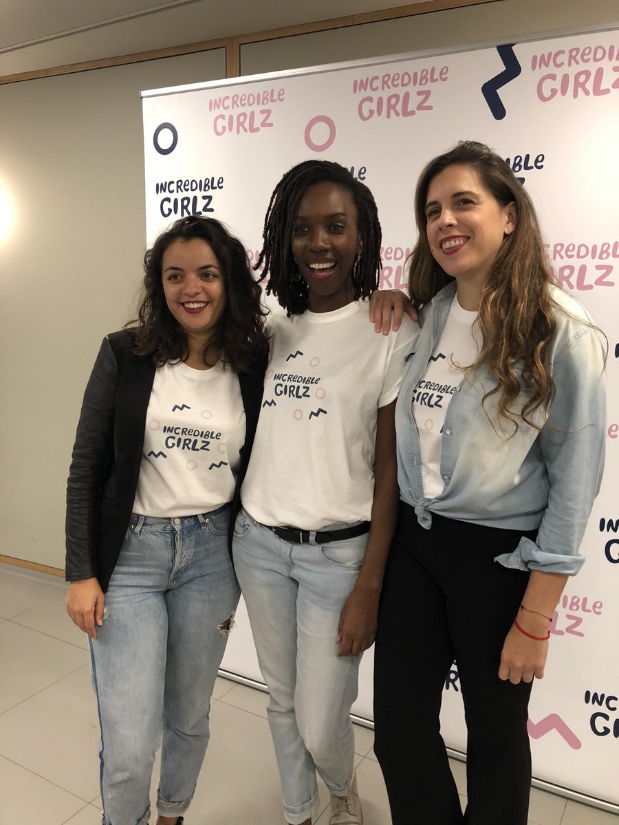 Archiduchess's tweet photo. Lancement #IncredibleGirlz Association d’entraide aux jeunes femmes entrepreneurs suivre sur IG : Incredible Girlz et @rajaawa https://t.co/B8P3QP2DOA