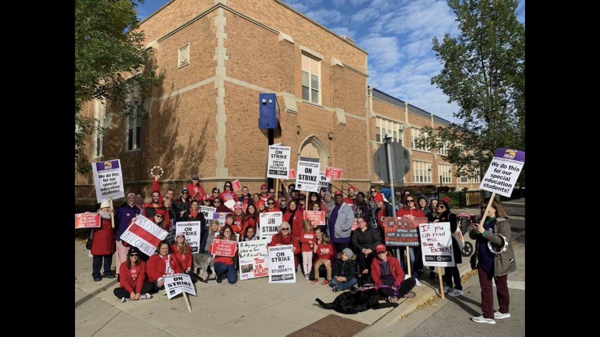 AndrewParece's tweet photo. @CTULocal1 Let’s go CTU and SEIU. Prussing! #PutItInWriting https://t.co/lD5GzJS0ml