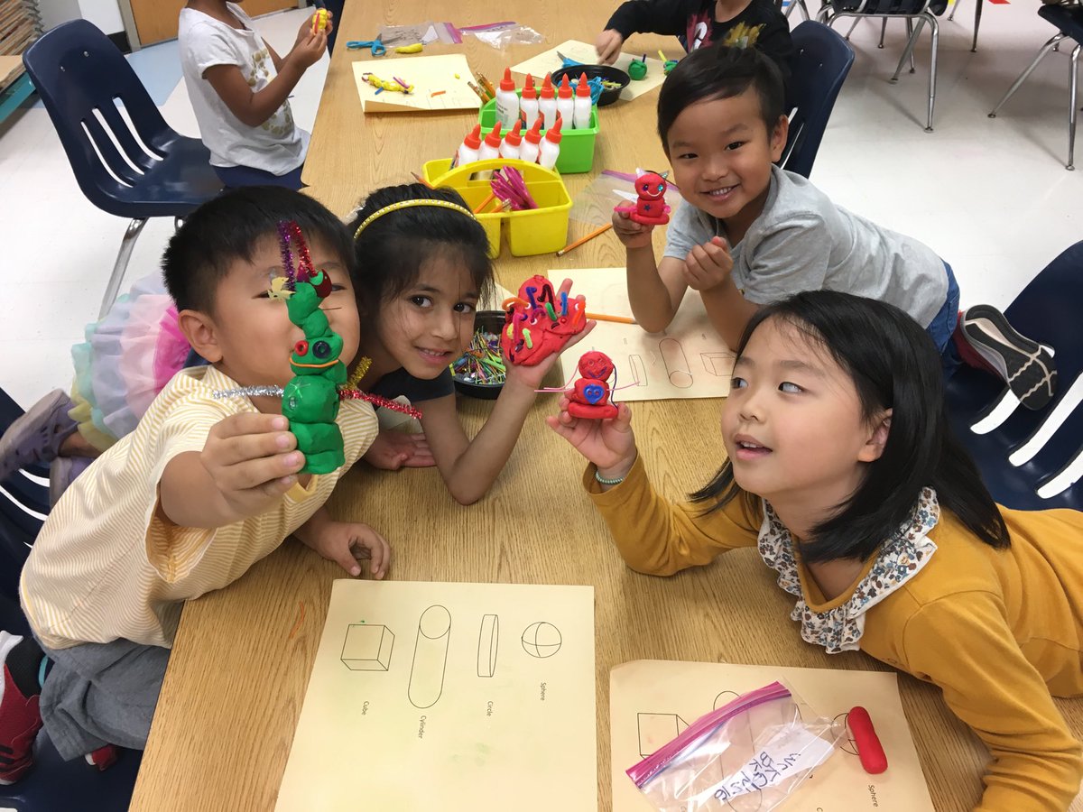 WSESArt's tweet photo. Kindergarteners creating with modeling clay in art class #willowpride https://t.co/9z7GXXI1RA