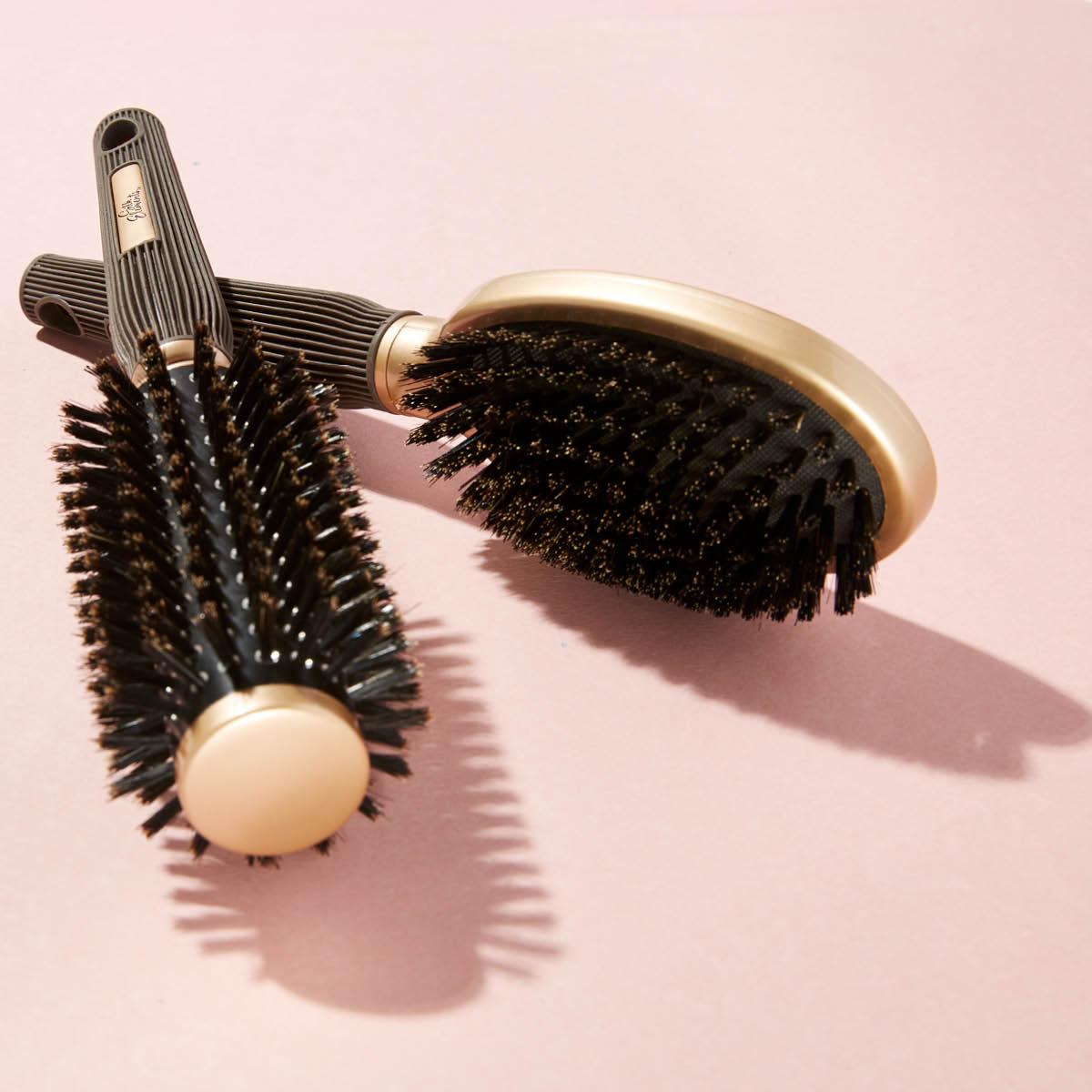 Silk Elements (@silk_elements) on Twitter photo New season means it's time for new brushes. Stock up for fall with this awesome deal. All Silk Elements brushes and combs are Buy 1, Get 1 50% Off at <a href="/SallyBeauty/">Sally Beauty</a>.
bit.ly/33FRvPT New season means it's time for new brushes. Stock up for fall with this awesome deal. All Silk Elements brushes and combs are Buy 1, Get 1 50% Off at <a href="/SallyBeauty/">Sally Beauty</a>.
bit.ly/33FRvPT