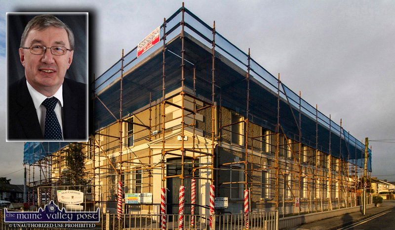 The heavily scaffolded exterior of the old Carnegie Library could stand as a manifestation of the aims and ambitions of Castleisland Chamber Alliance in several fields of life in 'The Island.' mainevalleypost.com/2019/10/17/cas…