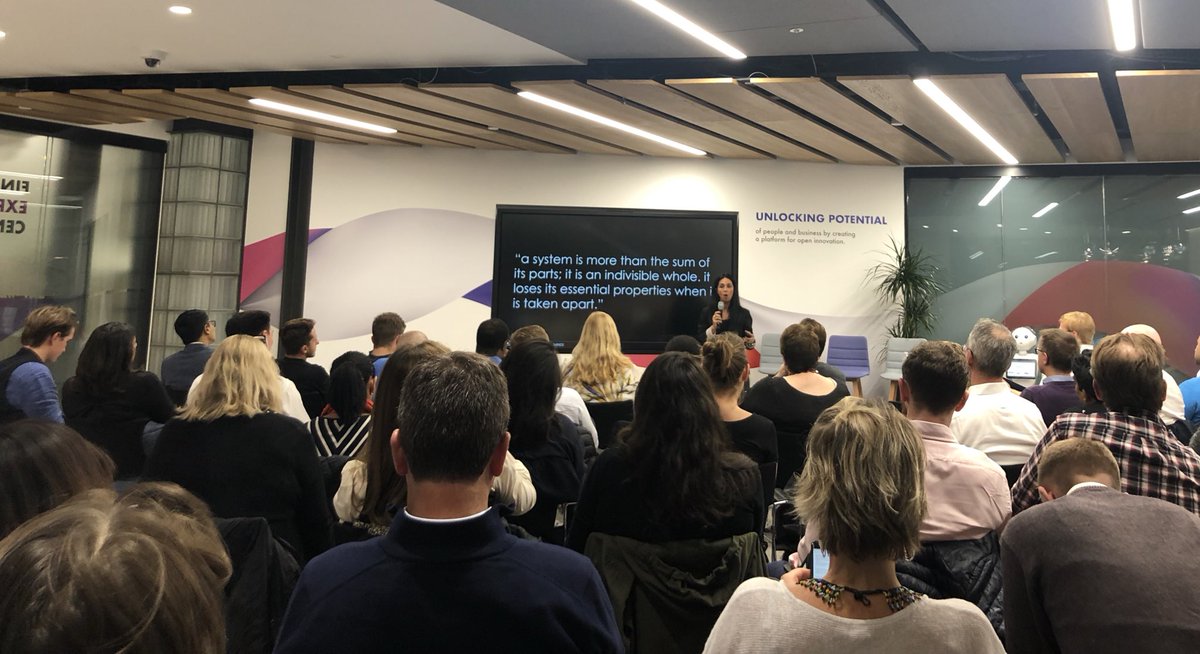 Finally made it to a @FinTECHTalents event. Tonight: <a href="/albertatrebla/">alberta soranzo</a>, Transformation Design Director, Lloyds Banking Group talking - design lead thinking <a href="/FinastraFS/">Finastra</a> <a href="/CruzTECHTalents/">Victor Cruz</a> <a href="/LizLum/">Liz Lumley</a>