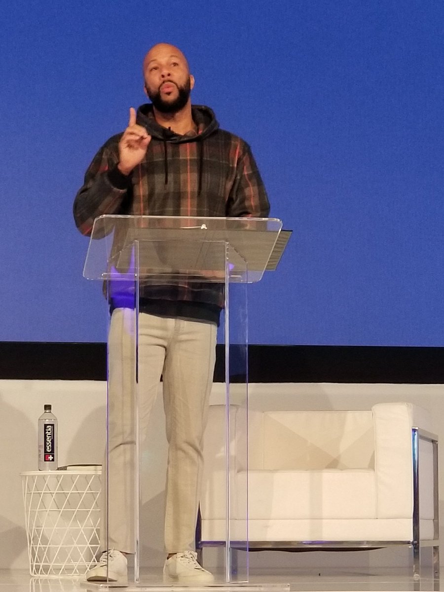 facesbyliliana's tweet image. @common it was INCREDIBLE to see you just a few moments ago at #squareunboxed but you forgot the welcome box I made you!!