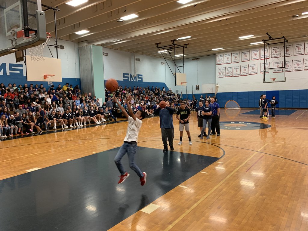 SalisburySchool's tweet photo. SMS Pep Rally! #stsd6 #stsd7 #stsd8 #YourSalisbury https://t.co/uC0BpE9Nf9