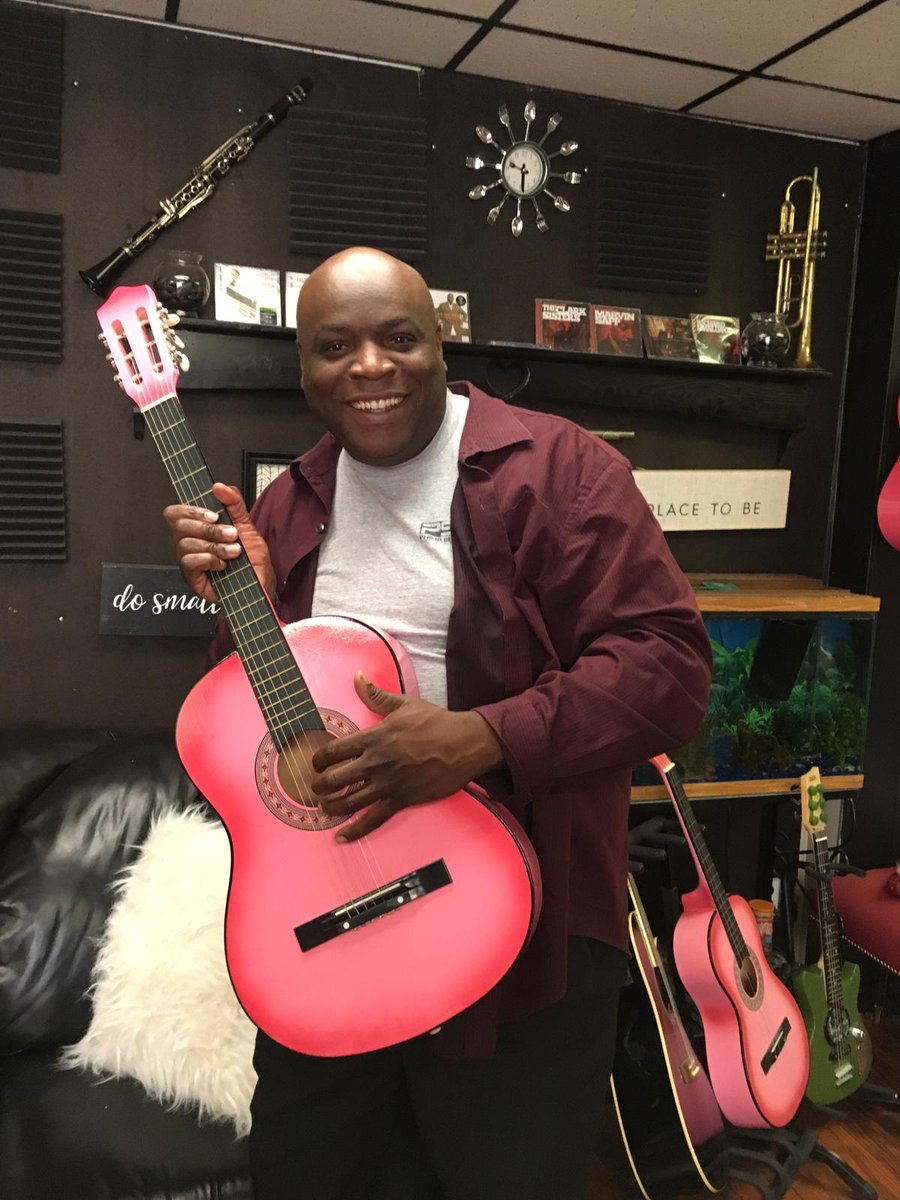 mccrecords7's tweet photo. CEO/Gospel Recording Artist John Smiley Sr. a proud supporter of breast cancer month #Studio699 #FCGRecords #BreastCancerAwareness❤💞💝 #breastcancer
#
#music #genre #song #songs #melody #hiphop #rnb #pop #love #rap #dubstep #instagood #beat #beats #jam #myjam #party #partymusic https://t.co/8oqvvNeyYb