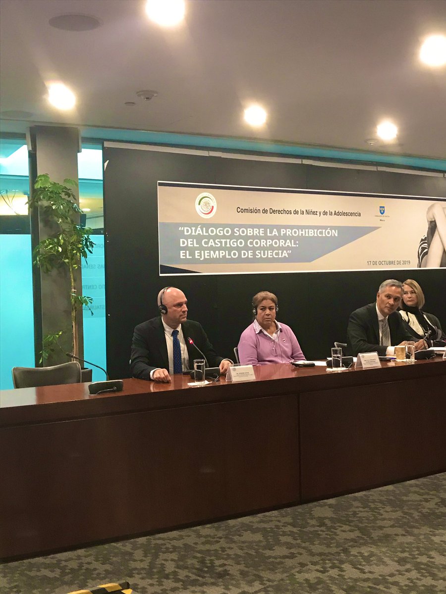 SwedeninMX's tweet photo. “Diez años despues de la ley que prohibió el castigo corporal está demostrado que bajaron los niveles de no solo castigo corporal sino también de violencia en contra de niñas, niños y adolescentes” Steven Lucas, Profesor Adjunto de la Universidad de Uppsala #NeverViolence https://t.co/i1EgX6vYIO