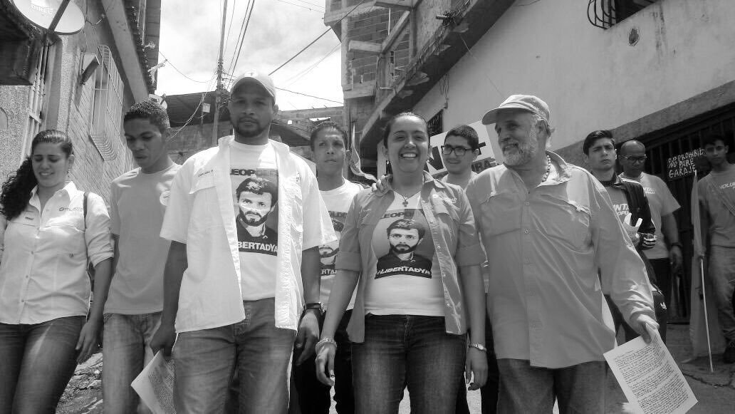 SerbinPont's tweet photo. En el mismo día que Venezuela fue elegida como integrante del Consejo de los Derechos Humanos de la ONU encuentran el cuerpo carbonizado de Edmundo “Pipo” Rada,  líder social y dirigente del partido opositor venezolano Voluntad Popular.

Más claro imposible. https://t.co/kfFjZxcgq3