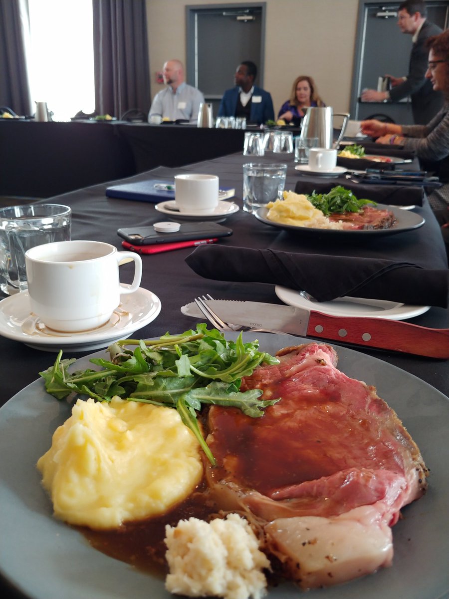 yourYEGBA's tweet image. Our #EBALuncheon about digital marketing and social media is underway! 

#smallbusiness #yegbusiness #socialmedia