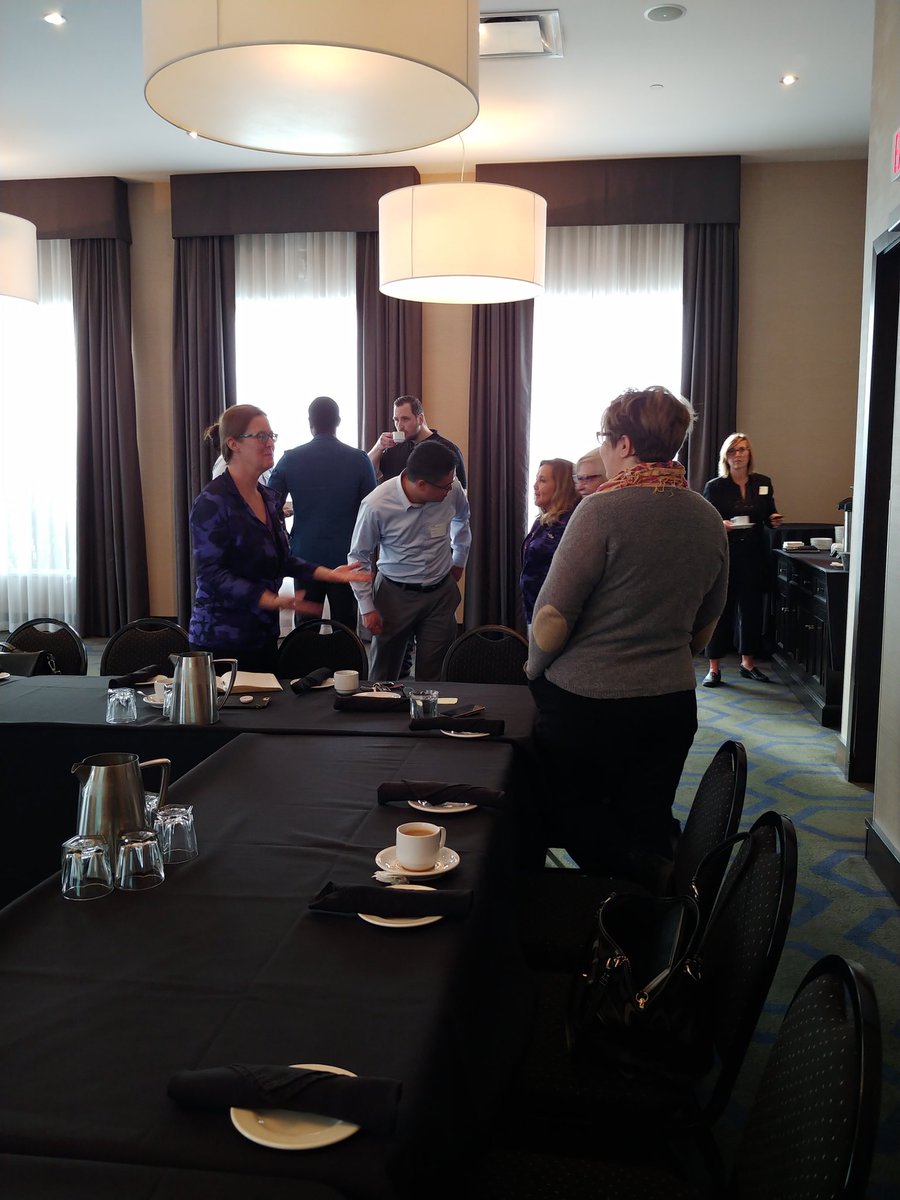 yourYEGBA's tweet image. Our #EBALuncheon about digital marketing and social media is underway! 

#smallbusiness #yegbusiness #socialmedia