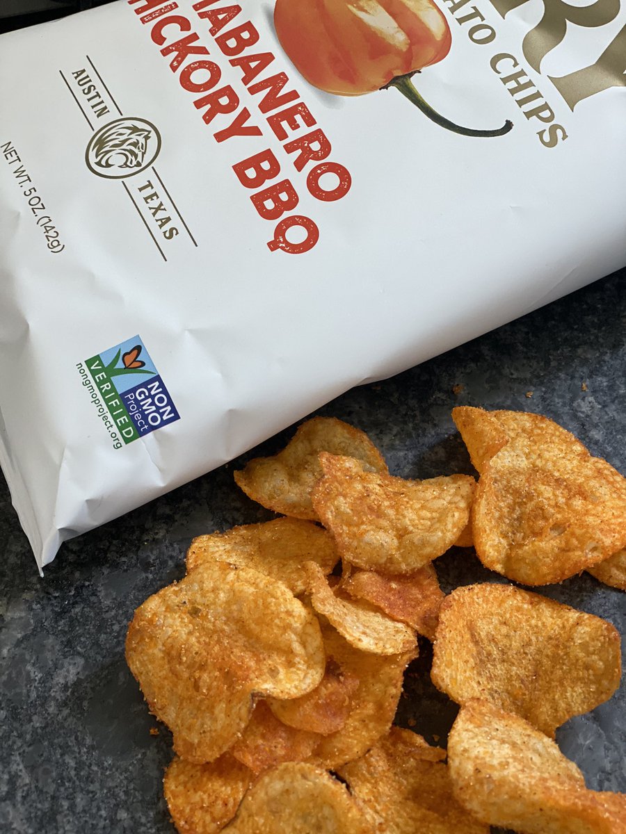 feastandfury's tweet photo. Habaneros are extremely hot and have a complex, sweet taste. We add our hickory barbecue flavor to create a unique chip that’s incredibly delicious. #craft #potatochips #habanero #hickory #bbq #delicious https://t.co/aoUFxai3yS