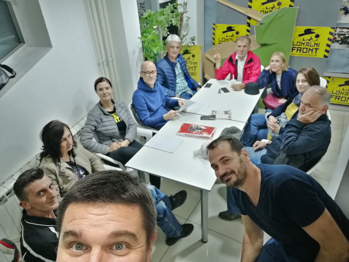 bagraubica's tweet photo. Sastanak može i bez pečenja!?
@LokalniFront #FrontSlobodnih https://t.co/v4aClRJoD5