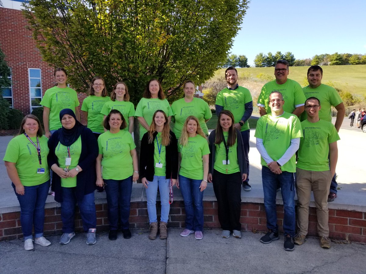 MrWilsonHHS's tweet photo. Math Department at @HarrisonburgHS is awesome. https://t.co/FPqaWeJnw5