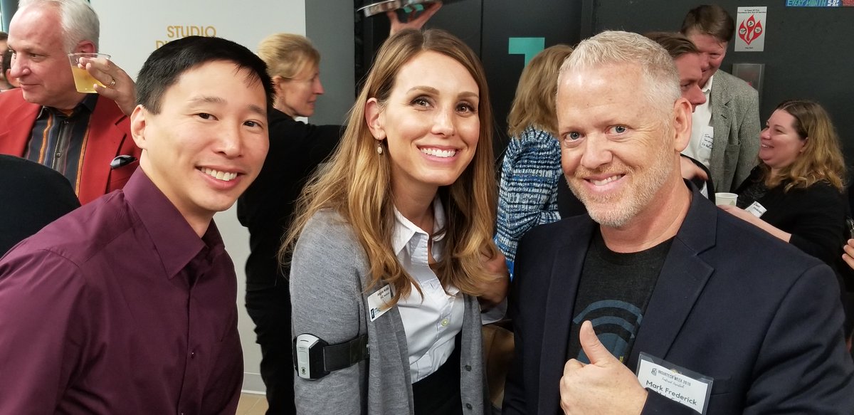 MakuSafeCorp's tweet photo. Great networking event @InsuranceAccel yesterday. We were able to spend a minute with Randy Kwan, Insurtech Innovation Mgr at @PlugandPlayTC and Angela Noble, Innovation Mgr at @EMCInsurance Can you spot the MakuSafe wearable device? #GIA #insurtech #GIAInsurtechWeek #networking https://t.co/DuWiUEDz0Z