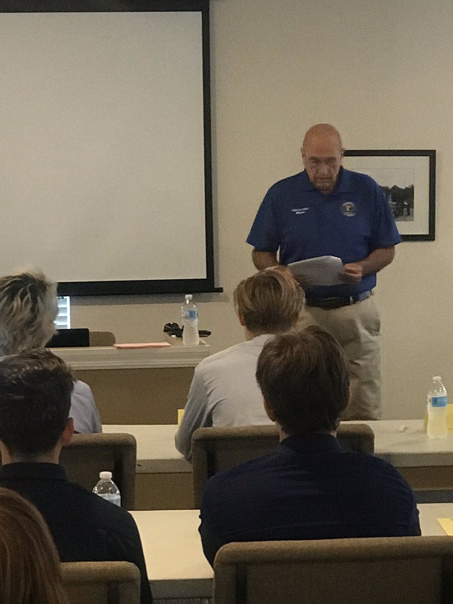 UHS School of Govt tweet media