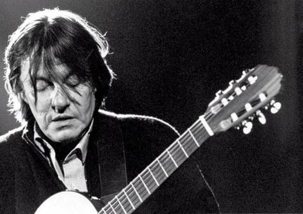 DE ANDRÉ-PFM | RITROVATO FILMATO INTERO CONCERTO GENOVA, STRAORDINARIO DOCUMENTO 40 ANNI DOPO LO STORICO TOUR allinfo.it/wp/2019/10/17/…