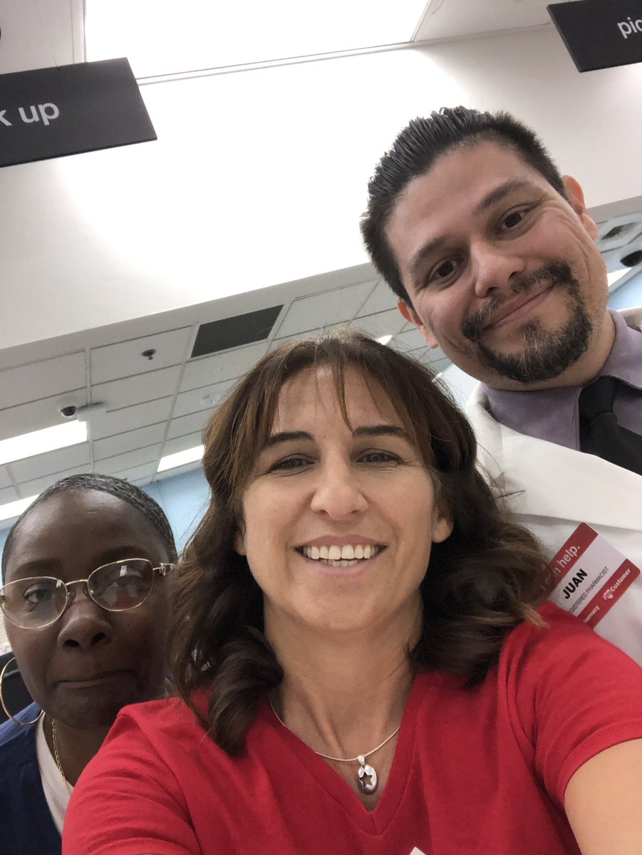 Come get your flu shot at CVS pharmacy inside Target! #stayhealthy #D9inFLUencers #R84
