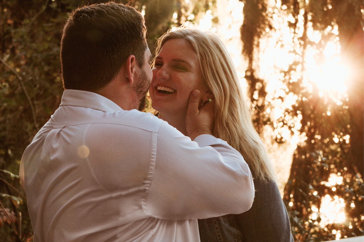 allisonbqualls's tweet photo. @morganAkirby is a beautiful photographer and a beautiful human. Thank you Morgan for our GORGEOUS pictures!!!!😍💗😭😭😭😭 https://t.co/RikFgDMzwF