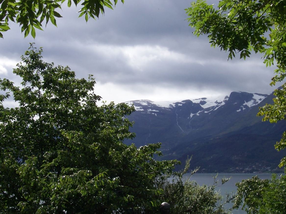 ...another trip to Norway...
#landscape #landscapephoto #landscapephotography #water #waterislife #naturephotography #naturephoto #nature #earthphotography #exploringnature #traveltheworld #travelphotography #travelphoto #travel #cloudphotography #clouds #photography #snow