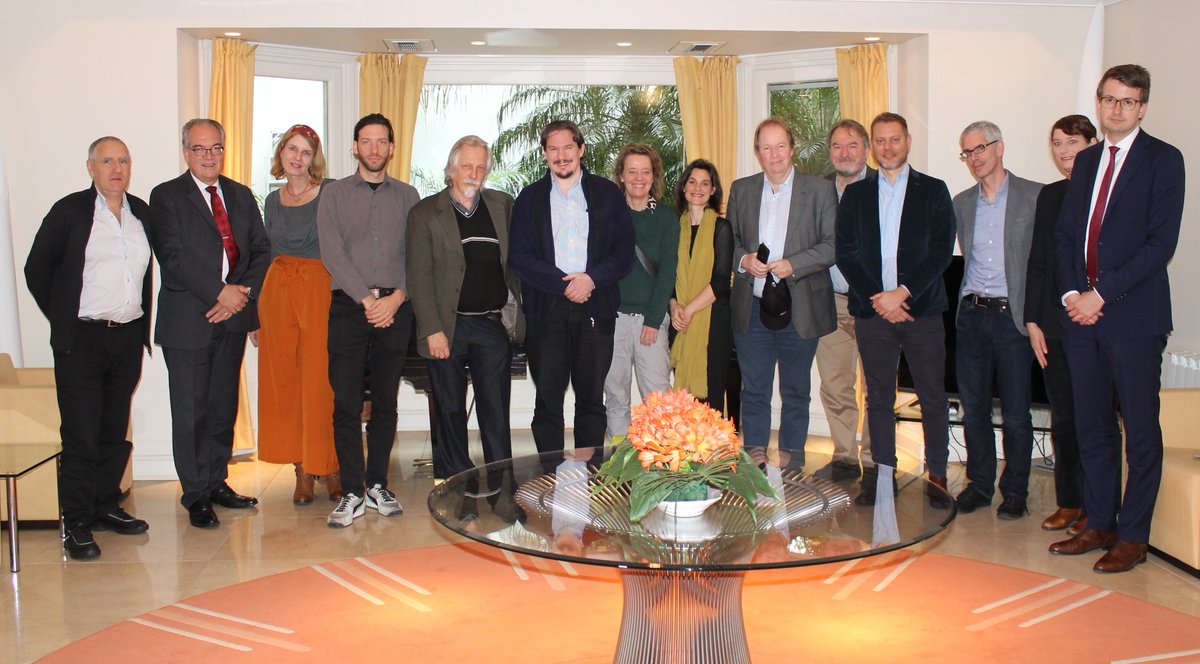 Rico intercambio sobre actualidad | Corresponsales de medios alemanes en Argentina se reunieron con el Embajador Mertens para intercambiar sobre la actualidad política, económica y social en Argentina y sobre las relaciones con Alemania y la UE de cara a las elecciones de octubre