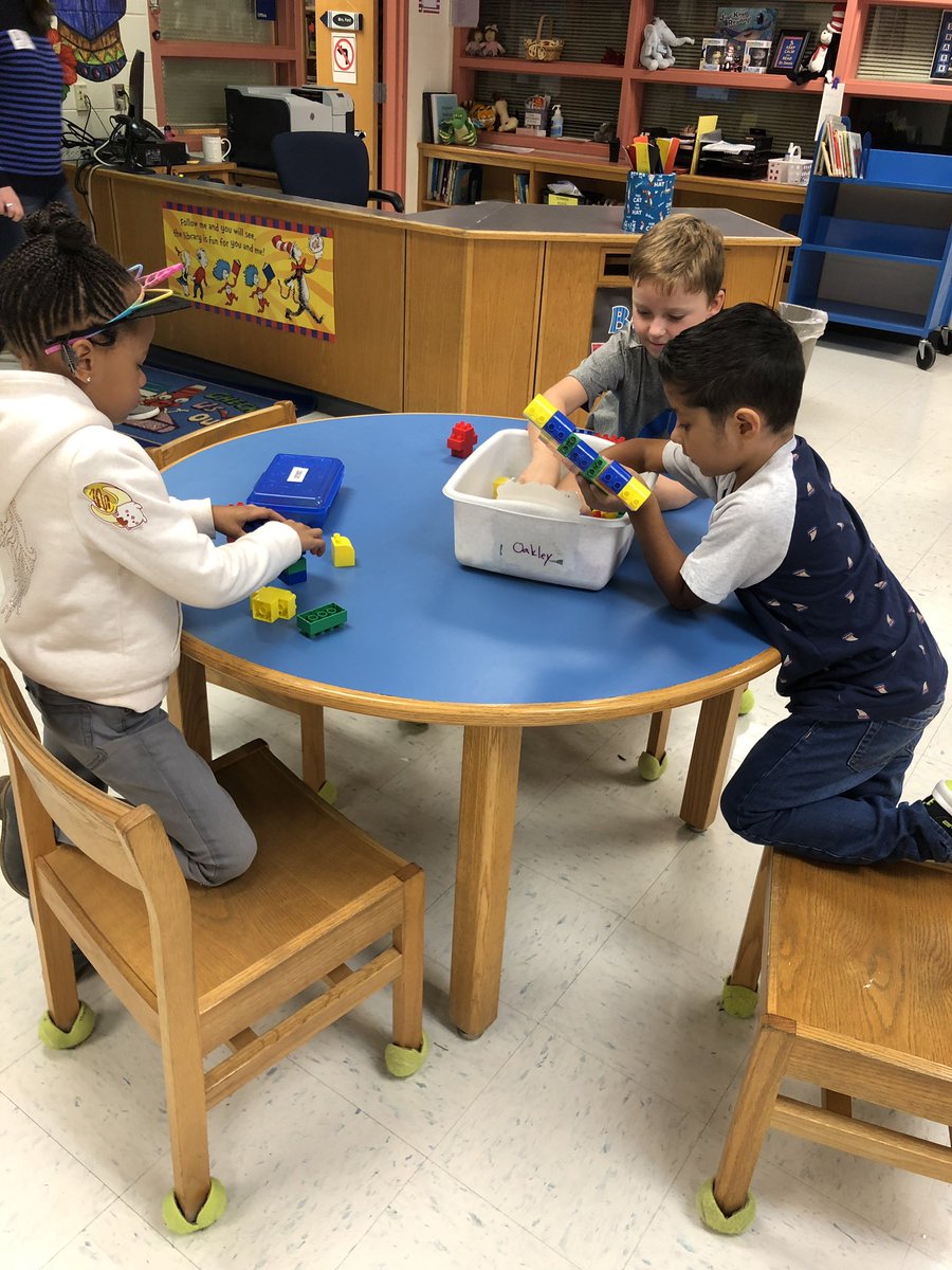 ASESLibrary's tweet image. First graders getting to use Library centers 🦈📚 @sharkhappenings #ccpslibraries