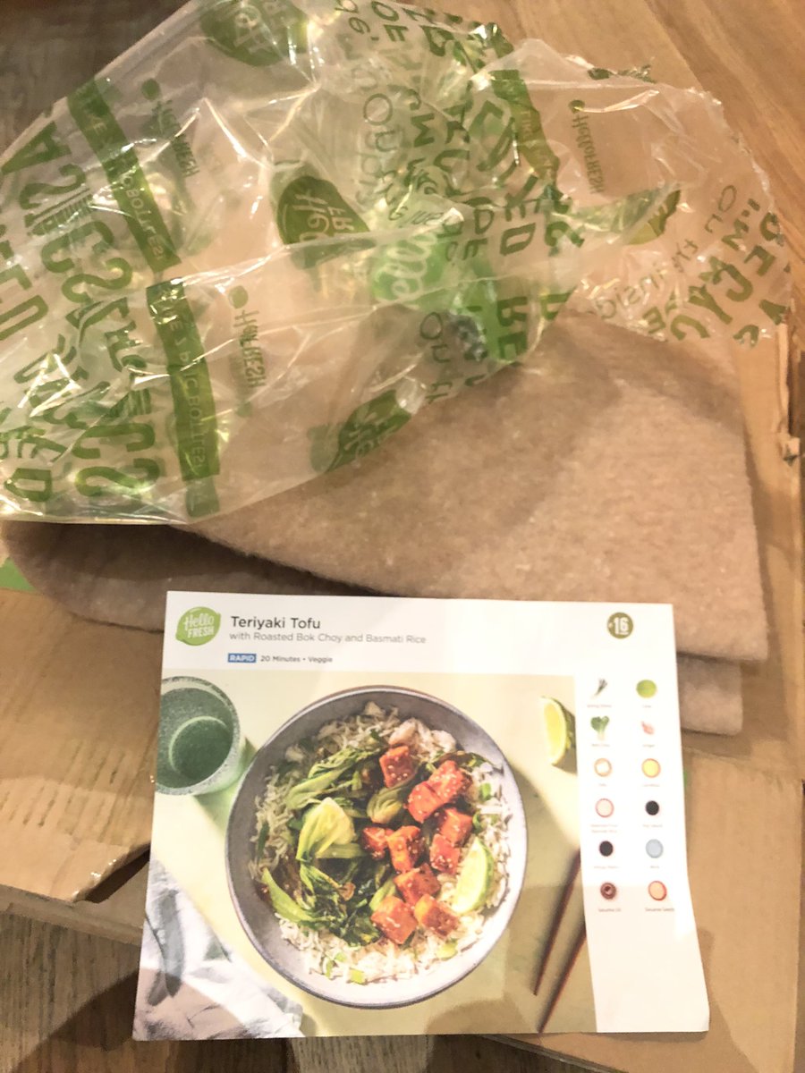 timspector's tweet photo. GOODBYE #HelloFresh - I enjoyed your diverse veggie recipes but the level of single use landfill #packaging was shocking - let me know when you feel like being responsible https://t.co/eBhv2jUTKP