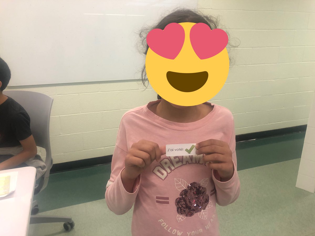 C’est la journée du vote étudiant à <a href="/EECSJB/">ÉÉC St-Jean-Baptiste</a>! Les élèves de la 5e et 6e année participent au vote étudiant en collaboration avec <a href="/CIVIX_Canada/">CIVIX Canada (EN)</a> #VoteetudiantCanada