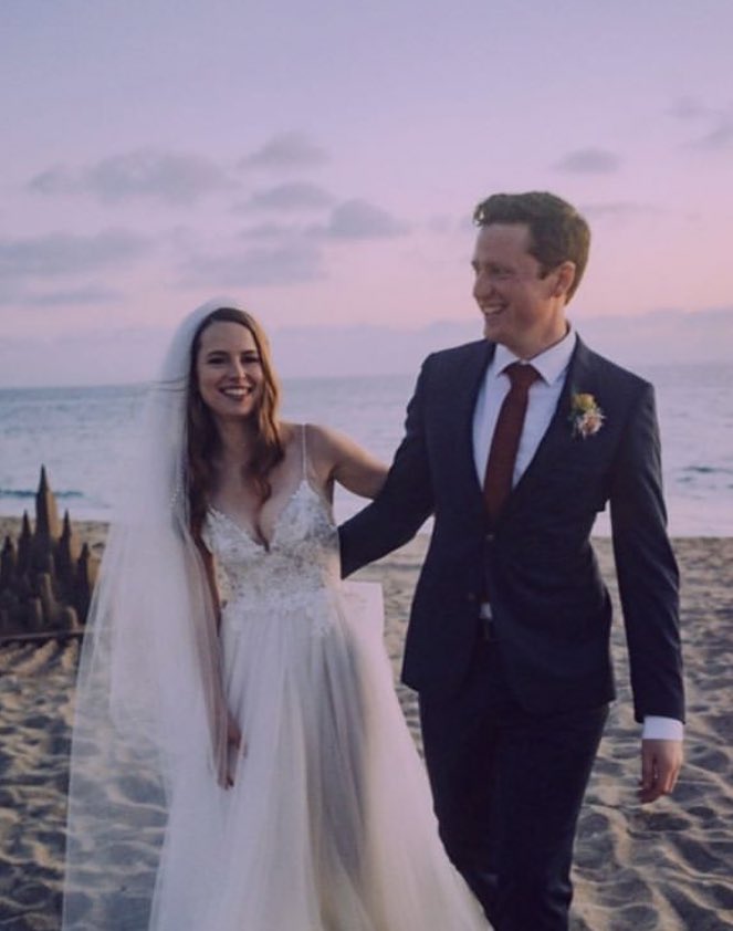 singularrswift's tweet photo. Bridget Mendler just got married why am I old https://t.co/krZH3GpRqY