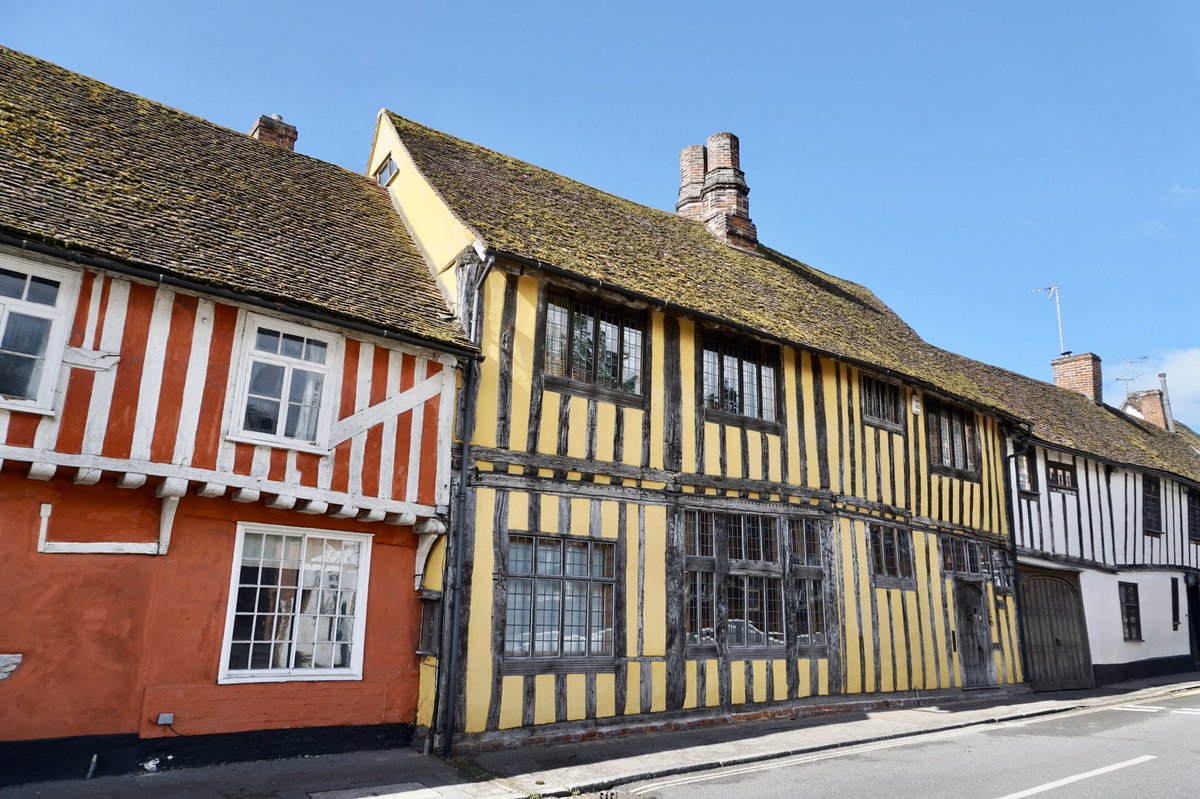 Some rows of houses are just a picture......🙂

#property #buildings #medieval #historic #architecture #lavenham