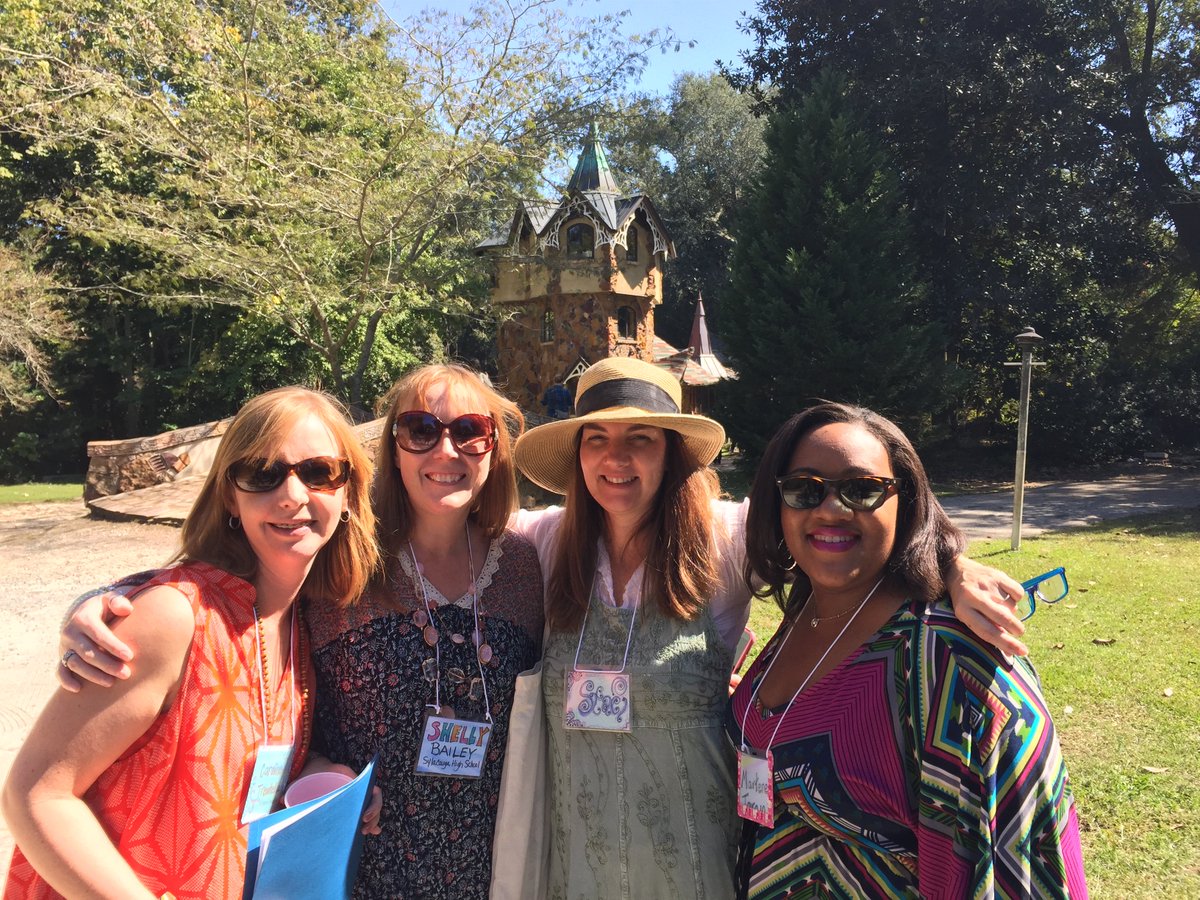 JefcoedArts's tweet photo. The Alabama Art Educators Conference is almost a week away. I found these pictures. What a wonderful time with Alabama Art Educators!😀 https://t.co/ZVumYPfTj3