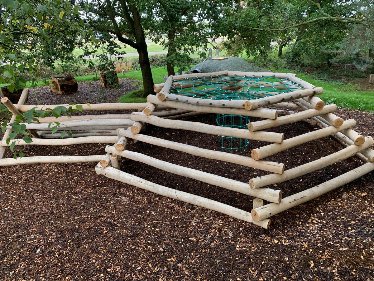 LockWoodLandsca's tweet photo. Award Winning Playground Builder LockWood Landscapes and RHS Gold winner Davies White Architects collaboration at Brooklands Community Park Natural Playspace. 
@LockWoodLandsca 
@davies_white 
#naturalplay
#bespokeplay
#golandscape https://t.co/WJZZ5pRItz