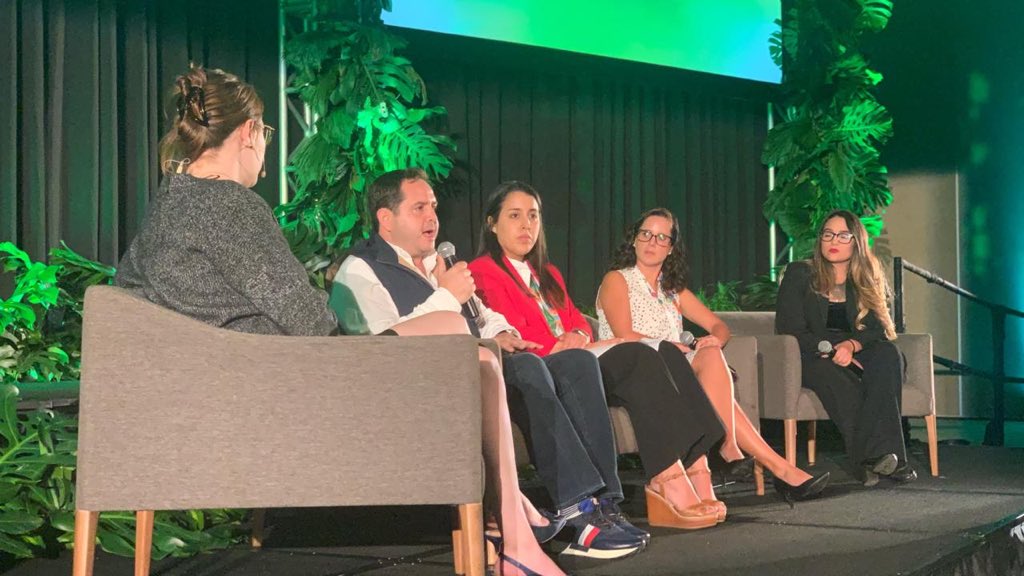 Federicotv's tweet photo. Hoy participé en un panel de expertos en #wmforum19 #costarica @WorldMeetingsFo promocionando a Yucatán y su infraestructura hotelera asi como sus recintos feriales ante compradores y organizadores internacionales! Gracias por tan amable invitación. @yucatanmeetings presente! https://t.co/jbRi8mkSy7