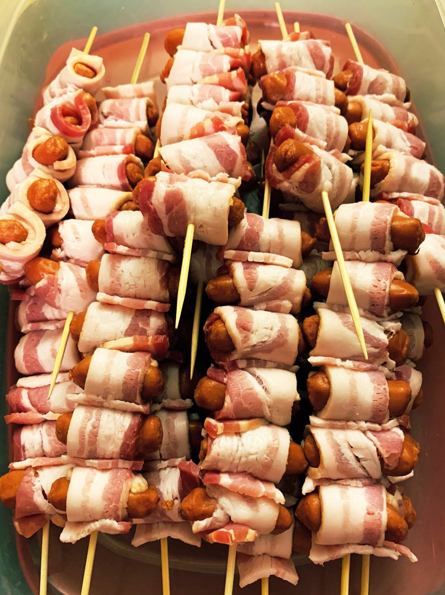 jkittkat's tweet photo. What better way to ROLL my lil’ smokies but to do it while listening to Saban with Eli live from @Baumhowers on @Tide1009fm⁉️
#HeyCoach
#TheNickSabanShow
#RollTheVols
#STOMPTennessee🐘
#OrangeCrush
#RevengeTour💪🏻🅰️ https://t.co/ZySl9sfYpp