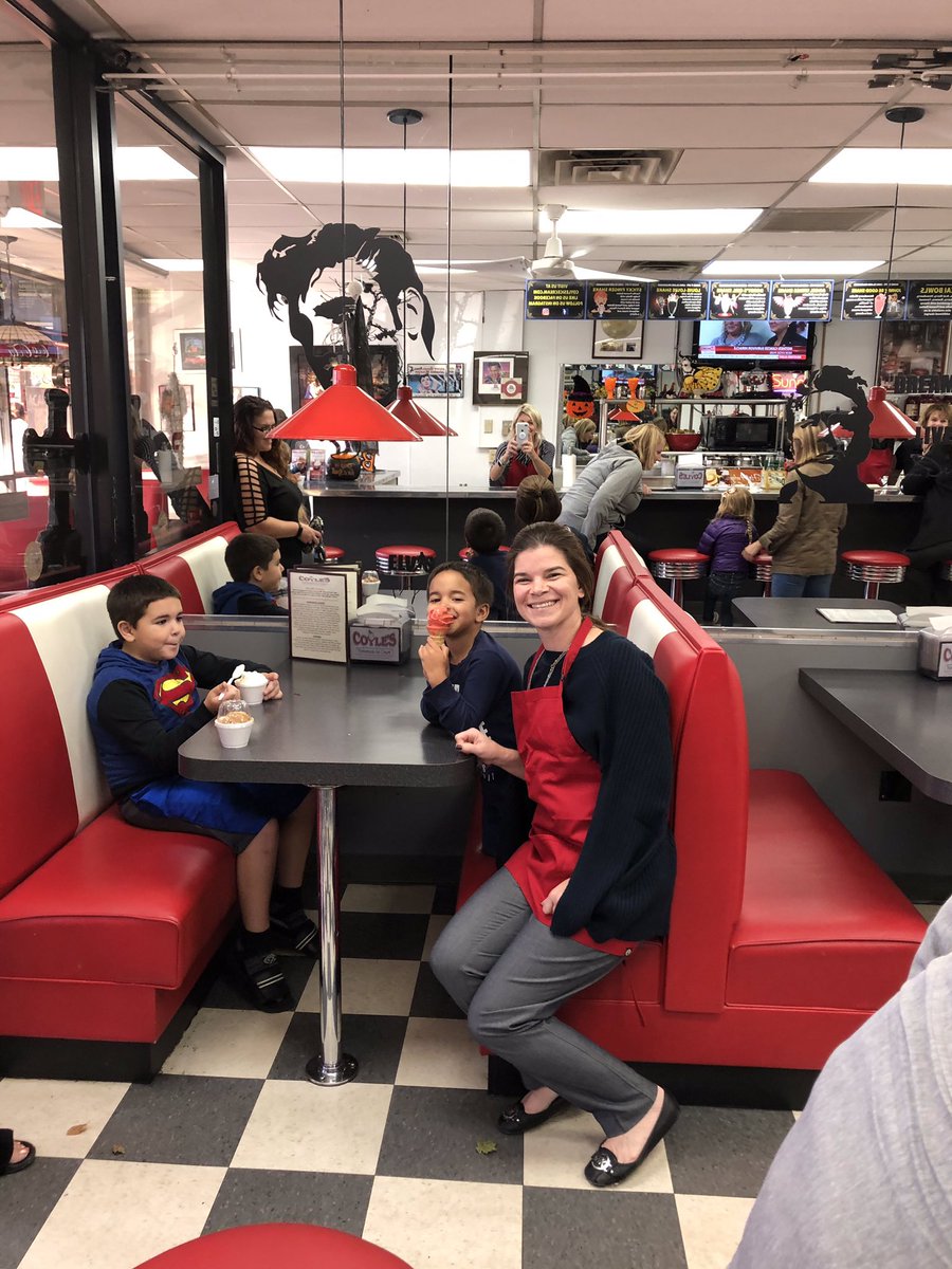jbarca15's tweet photo. Having fun serving ice cream at Coyles! https://t.co/qPjF03q5pO
