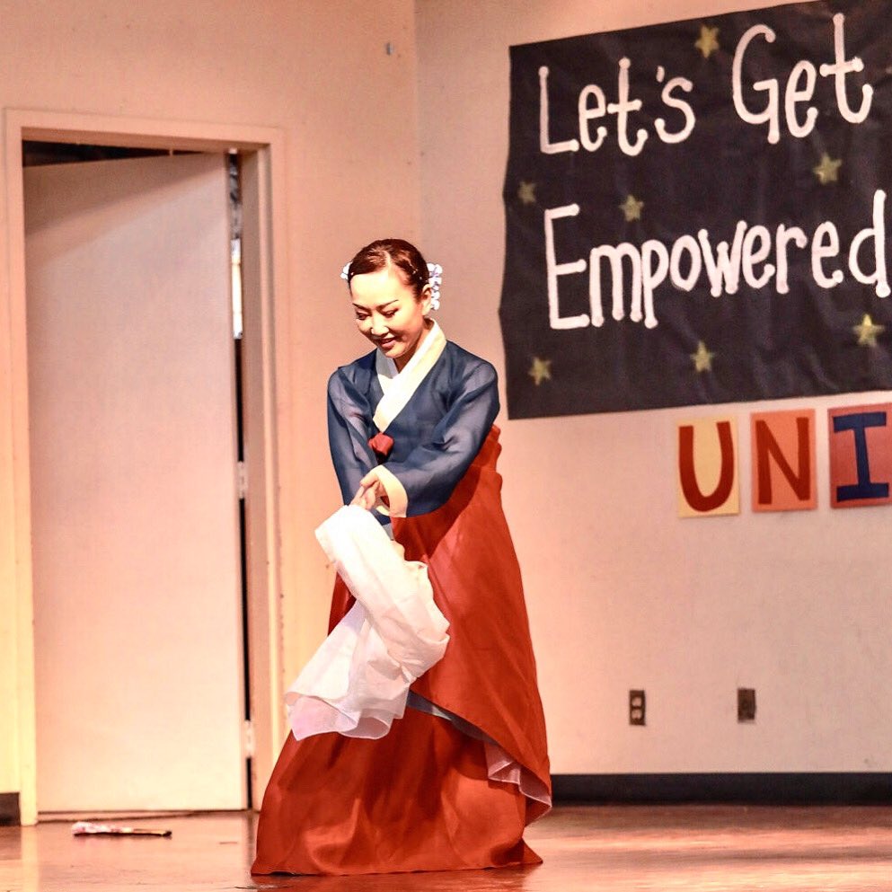 GetEmpoweredAll's tweet image. Let’s get empowered! A beautiful Korean dance of love. Community outreach Empowerment &amp;amp; Unity Arts Event Day @ResurrectionSc with @YMCALA 
#dayofempowerment #artsed #multiculturalarts #koreandance #empoweringkids #elementaryschool #specialevent #globallearning #unityindiversity