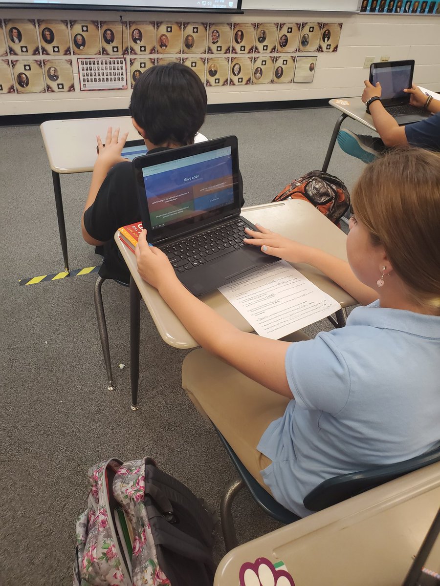 TechyBecky7's tweet image. What a fun way to review before a test...with @gimkit! So fun and interactive! These @OMS_Connected Wildcats in Mr. Martin&apos;s class had a blast! #techinSDIRC #tech2tech #sdircproud #SPARK_IT #gimkit #believeinblue