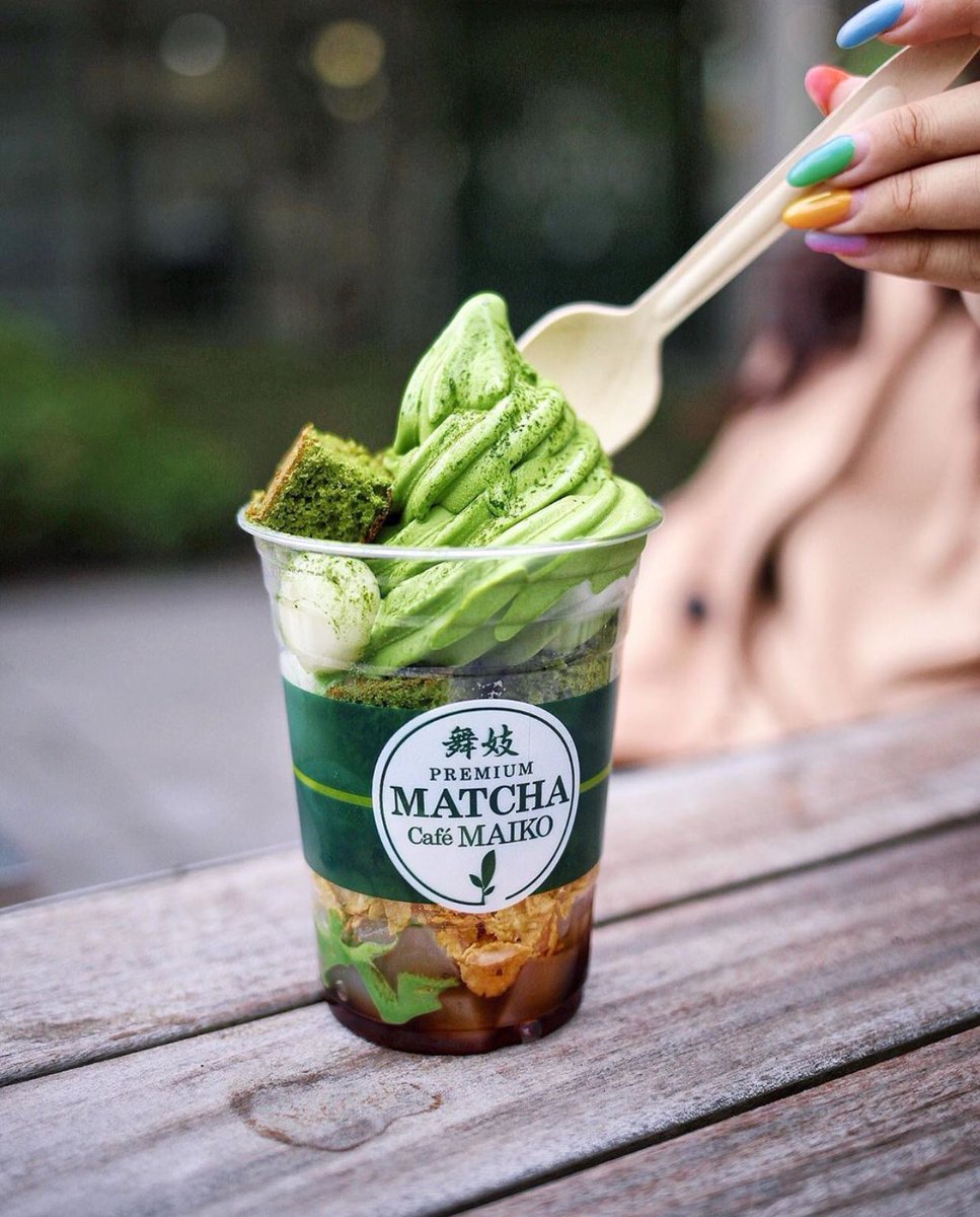 📸: @missvancityfoodie 📍: @matchacafemaikocanada 
@matchacafemaikocanada serves matcha desserts right in the heart of Richmond! Along side red bean and mochi, the desserts are super tasty. <a href="/commissary_cnct/">CommissaryConnect</a> knows where the good food is at!