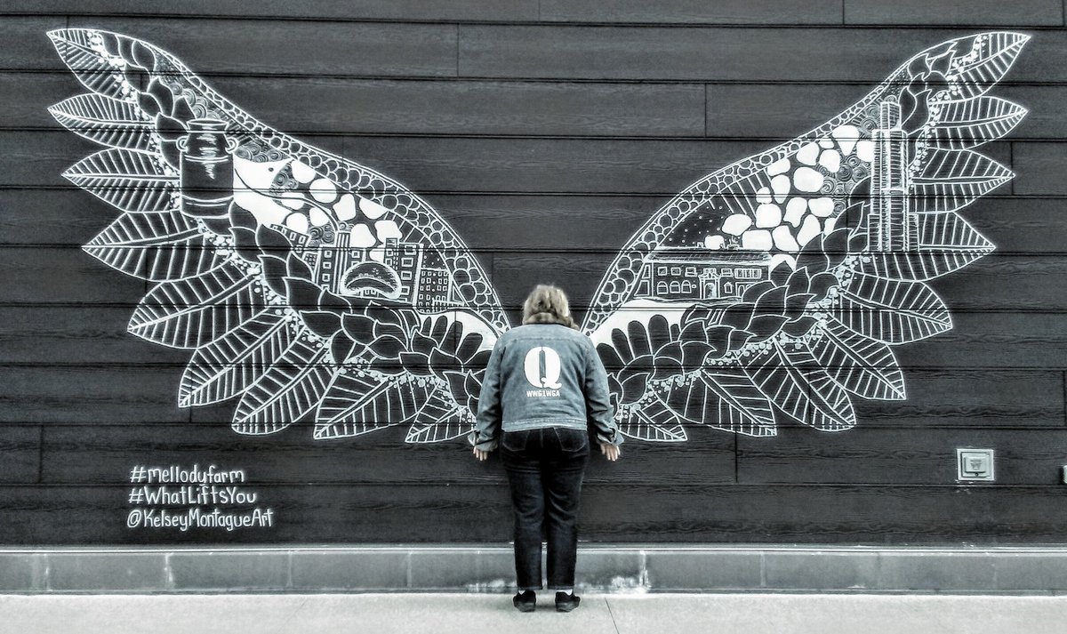 whaleswarrior's tweet photo. @POTUS I don't have a lot of money for your fundraiser in Chicago, but I will donate what I can if invited :) :) :)

#ThePeoplesBridge
#TrustThePlan
#QAngel https://t.co/bETRUqKO94