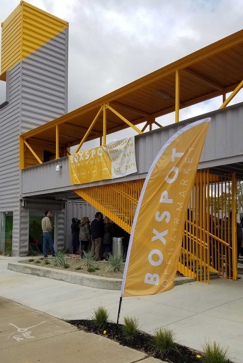 COSEsmallbiz's tweet photo. Congratulations to @CleChainReact finalist JB's Grill for their new location at #boxspot, which celebrated its grand opening today! https://t.co/2vLkaO7KW6