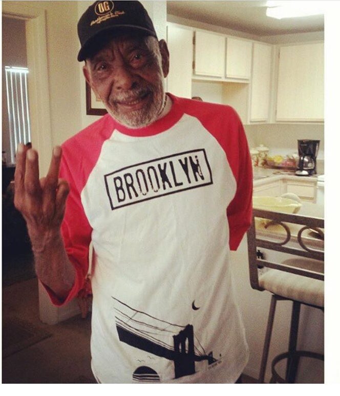krisgetbuckets's tweet photo. One year ago today I lost the most important man in my life my paw paw. They always say time kills the pain but it sure hasn’t yet man I love you and miss you so much sir you’ll always be my best friend and I’ll always be your Kris J I just wanna hear your voice one more time😭❤️ https://t.co/dY11cPyLtl