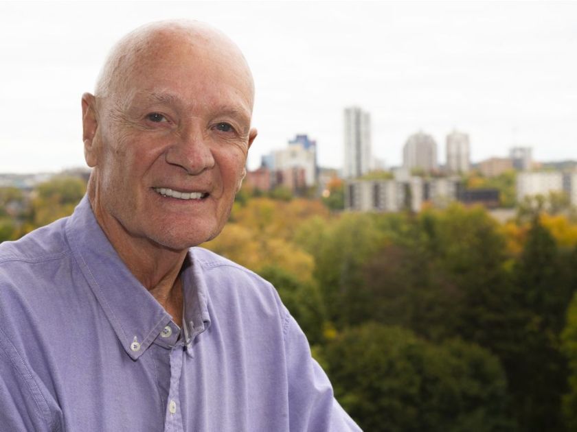 LFPress's tweet photo. Western Mustangs bestow lifetime award on renowned running coach Bob Vigars https://t.co/B1S2eLFaBy #ldnont https://t.co/0wBB5VA4H9