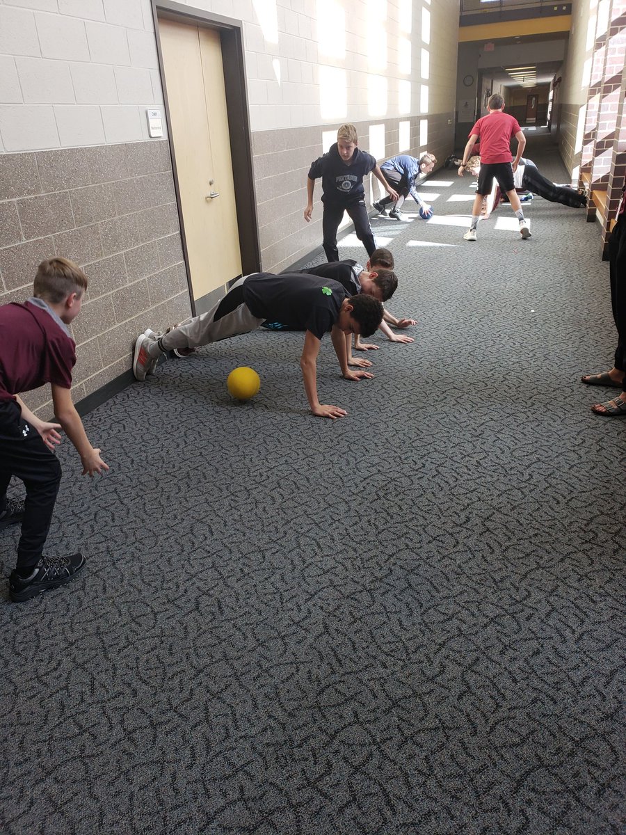 matzmathmadness's tweet photo. Volleyball season has officially come to an end with our team RELAY parte!!

Thanks for a great and fun season boys!! https://t.co/3Qg0LYarhg