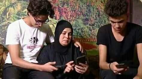 Amany09100202's tweet photo. عشان خاطر كسرتها ووجع قلبها مش هنسيب حقك يامحمود  #اعدام_راجح_حق_محمود_البنا_فين https://t.co/6O7qLIqGCf