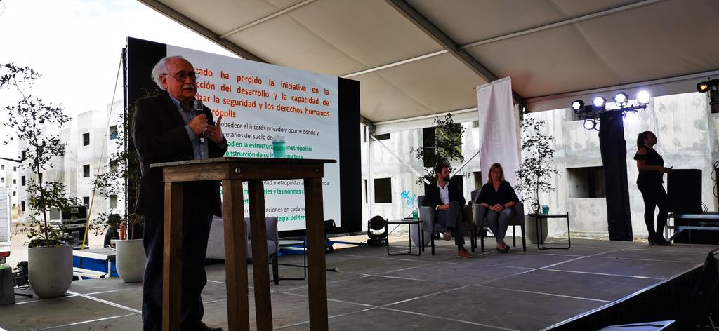 Joy Nuño (@cinemajoy) on Twitter photo Roberto Eibenshutz la metrópoli es para cuidar a las personas. Última ponencia magistral #HábitatTlajomulco #ForoHábitat <a href="/GobTlajomulco/">Gobierno Tlajomulco</a> <a href="/imhabtlajomulco/">Instituto para el Mejoramiento del Hábitat</a> Roberto Eibenshutz la metrópoli es para cuidar a las personas. Última ponencia magistral #HábitatTlajomulco #ForoHábitat <a href="/GobTlajomulco/">Gobierno Tlajomulco</a> <a href="/imhabtlajomulco/">Instituto para el Mejoramiento del Hábitat</a>